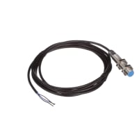 El sensor de proximidad, inductivo, 3.24m m se extiende, M12 x 1, PNP, NO, cable, 3-Wire, 2 m